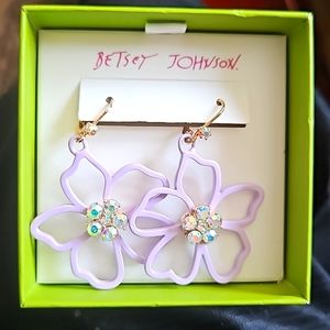 Betsey Johnson Gold Tone Pastel Purple Open Frame Flower Drop Earrings